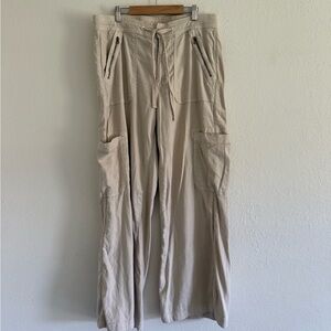 American Eagle Outfitters Light Tan Cargo Pants